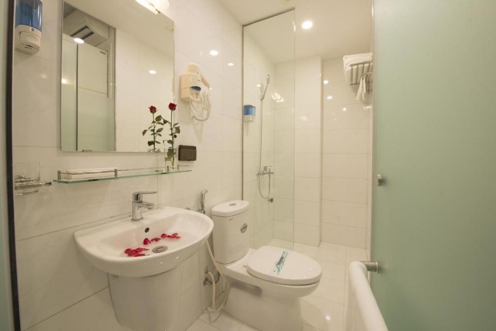 Hanoi Holiday Hotel Dış mekan fotoğraf